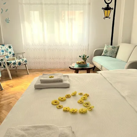 Apartment Center *